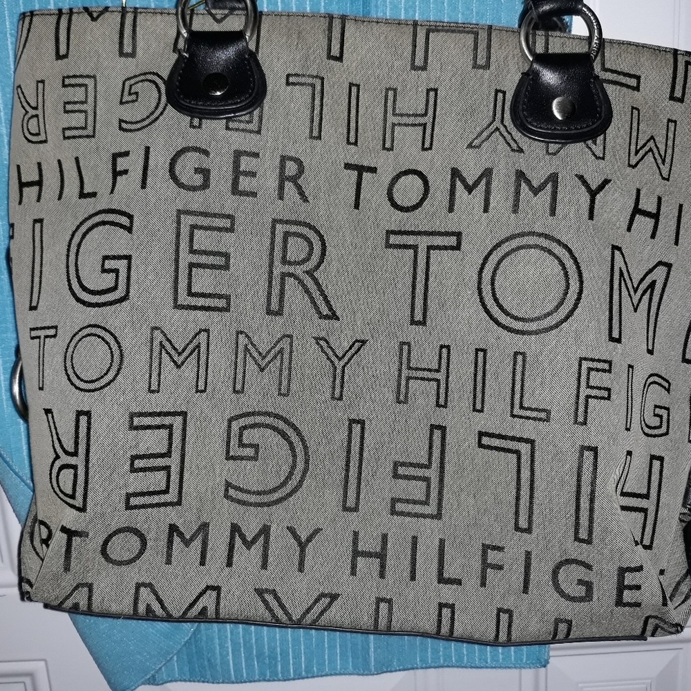 Tommy Hilfiger handbag